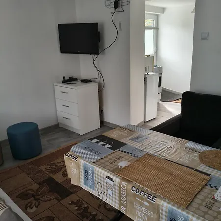 Apartment Elmarkos *