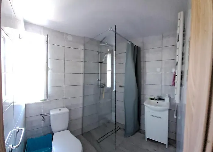 Elmarkos شقة غدينيا